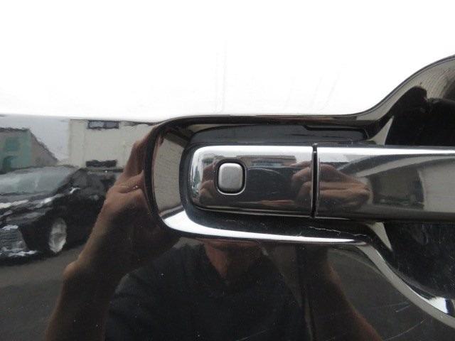 サクラ Ｘ　９型ナビＴＶ　ＤＶＤ　ＣＤ　Ｂｌｕｅｔｏｏｔｈ　アラウンドビューモニター　エマージェンシーブレーキ　ＬＥＤヘッドライト　フォグ　横滑り防止付き　シートヒーター　電動格納ドアミラー　ウィンカーミラー　セーフティシールド　純正１４インチアルミホイール（27枚目）