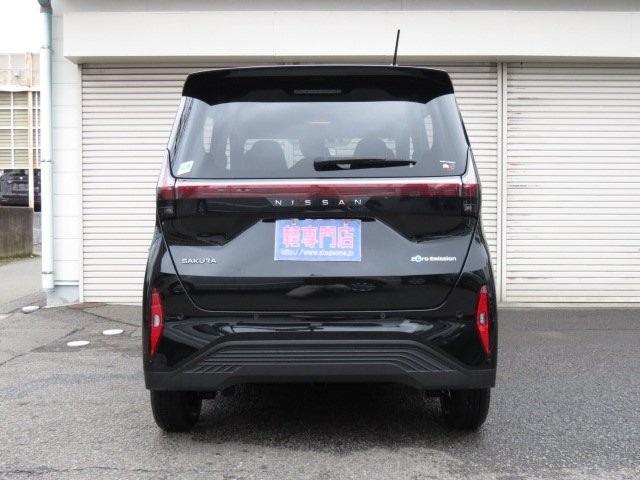 サクラ Ｘ　９型ナビＴＶ　ＤＶＤ　ＣＤ　Ｂｌｕｅｔｏｏｔｈ　アラウンドビューモニター　エマージェンシーブレーキ　ＬＥＤヘッドライト　フォグ　横滑り防止付き　シートヒーター　電動格納ドアミラー　ウィンカーミラー　セーフティシールド　純正１４インチアルミホイール（46枚目）