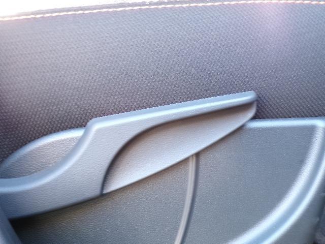 タフト G スマートアシストブレーキ アイドリングストップ LEDヘッドライト・フォグ パーキングセンサー ステアリングスイッチ バックカメラ サンルーフ プライバシーガラス シートヒーター 横滑り防止付き オートライト オートハイビーム 電動格納ドアミラー(16枚目)