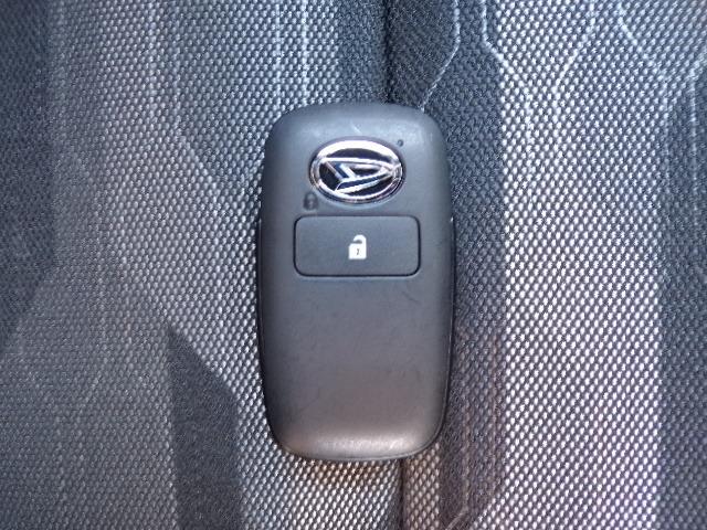 タフト G スマートアシストブレーキ アイドリングストップ LEDヘッドライト・フォグ パーキングセンサー ステアリングスイッチ バックカメラ サンルーフ プライバシーガラス シートヒーター 横滑り防止付き オートライト オートハイビーム 電動格納ドアミラー(19枚目)