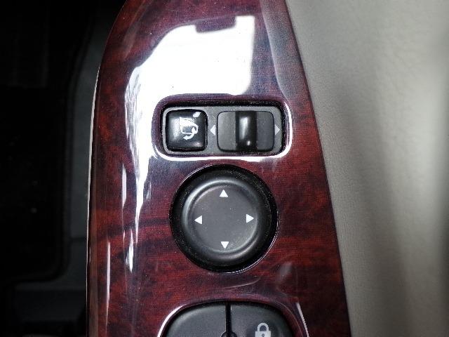 セレナ G インパルエアロ 9型ナビTV DVD CD Bt アラウンドビューモニター フリップダウンモニター 両側ハンズフリーオートスライドドア エマージェンシーブレーキ アイドリングストップ LEDヘッドライト クルーズコントロール パーキングアシスト(15枚目)