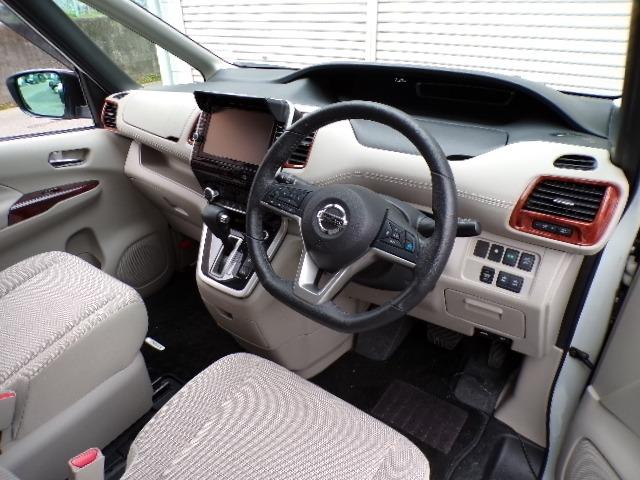 セレナ G インパルエアロ 9型ナビTV DVD CD Bt アラウンドビューモニター フリップダウンモニター 両側ハンズフリーオートスライドドア エマージェンシーブレーキ アイドリングストップ LEDヘッドライト クルーズコントロール パーキングアシスト(29枚目)