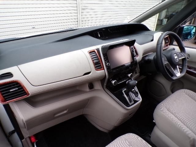 セレナ G インパルエアロ 9型ナビTV DVD CD Bt アラウンドビューモニター フリップダウンモニター 両側ハンズフリーオートスライドドア エマージェンシーブレーキ アイドリングストップ LEDヘッドライト クルーズコントロール パーキングアシスト(30枚目)