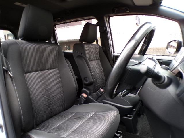 ヴォクシー ZS 4WD 10.5型ナビTV DVD CD Bt バックカメラ トヨタセーフティセンス 両側パワースライドドア CVT アイドリングストップ LEDヘッドライト・フォグ ETC クルーズコントロール オートハイビーム プッシュスタート(36枚目)