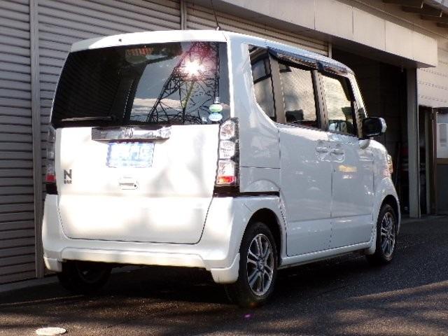 Ｎ－ＢＯＸ Ｇ・Ｌパッケージ　アイドリングストップ　両側パワースライドドア　ＣＤステレオ　ＥＴＣ　横滑り防止付き　プライバシーガラス　電動格納ドアミラー　１４インチアルミホイール　ウィンカーミラー　プッシュスタート（5枚目）