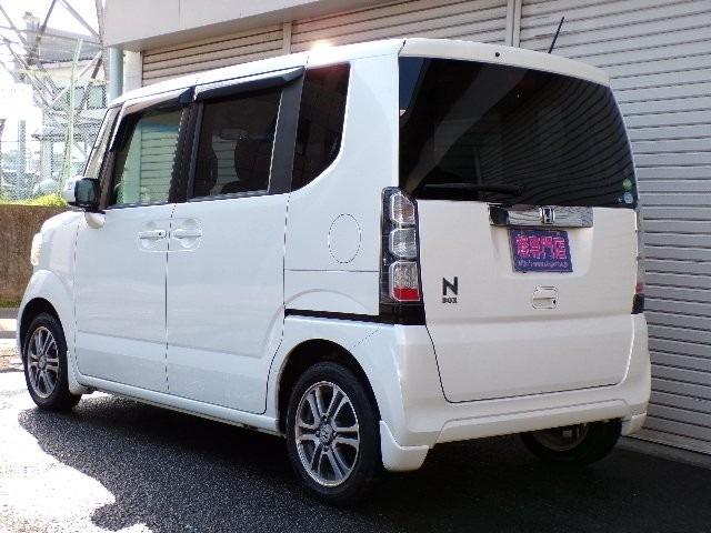Ｎ－ＢＯＸ Ｇ・Ｌパッケージ　アイドリングストップ　両側パワースライドドア　ＣＤステレオ　ＥＴＣ　横滑り防止付き　プライバシーガラス　電動格納ドアミラー　１４インチアルミホイール　ウィンカーミラー　プッシュスタート（6枚目）
