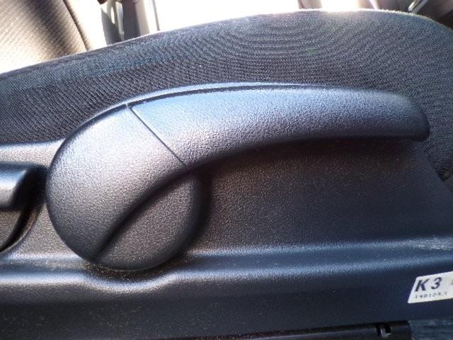 Ｎ－ＢＯＸ Ｇ・Ｌパッケージ　アイドリングストップ　両側パワースライドドア　ＣＤステレオ　ＥＴＣ　横滑り防止付き　プライバシーガラス　電動格納ドアミラー　１４インチアルミホイール　ウィンカーミラー　プッシュスタート（15枚目）