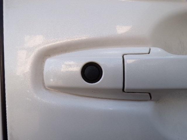 Ｎ－ＢＯＸ Ｇ・Ｌパッケージ　アイドリングストップ　両側パワースライドドア　ＣＤステレオ　ＥＴＣ　横滑り防止付き　プライバシーガラス　電動格納ドアミラー　１４インチアルミホイール　ウィンカーミラー　プッシュスタート（19枚目）