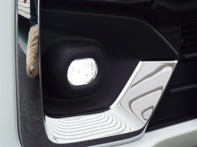 スペーシアカスタム ハイブリッドXS 9型全方位モニター付きナビTV スズキコネクト対応通信機装着車 両側パワースライドドア アイドリングストップ 横滑り防止付 デュアルセンサーブレーキサポート2 オートハイビーム パーキングセンサーLEDヘッドライト フォグランプ(33枚目)