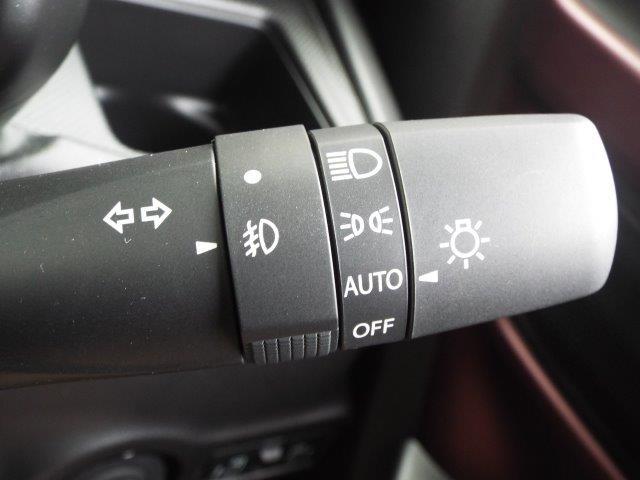 スペーシアカスタム ハイブリッドXSターボ 9型全方位モニター付きナビTV スズキコネクト対応通信機装着車 両側パワースライドドア アイドリングストップ 横滑り防止付 デュアルセンサーブレーキサポート2 オートハイビーム パーキングセンサーLEDヘッドライト フォグランプ(18枚目)