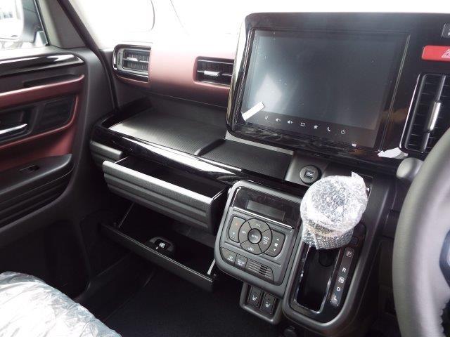 スペーシアカスタム ハイブリッドXSターボ 9型全方位モニター付きナビTV スズキコネクト対応通信機装着車 両側パワースライドドア アイドリングストップ 横滑り防止付 デュアルセンサーブレーキサポート2 オートハイビーム パーキングセンサーLEDヘッドライト フォグランプ(29枚目)