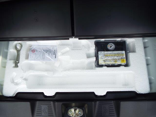 スペーシアカスタム ハイブリッドXSターボ 9型全方位モニター付きナビTV スズキコネクト対応通信機装着車 両側パワースライドドア アイドリングストップ 横滑り防止付 デュアルセンサーブレーキサポート2 オートハイビーム パーキングセンサーLEDヘッドライト フォグランプ(43枚目)