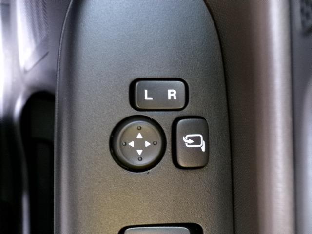 スペーシア ハイブリッドＧ　４ＷＤ　デュアルセンサーブレーキサポート２　ＣＶＴ　アイドリングストップ　横滑り防止付き　シートヒーター　ＬＥＤヘッドライト　オートライト　オートハイビーム　プライバシーガラス　電動格納式ドアミラー　パーキングセンサー　ステアリングスイッチ（13枚目）