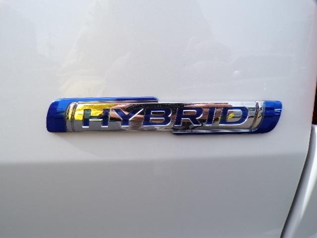 スペーシア ハイブリッドＧ　４ＷＤ　デュアルセンサーブレーキサポート２　ＣＶＴ　アイドリングストップ　横滑り防止付き　シートヒーター　ＬＥＤヘッドライト　オートライト　オートハイビーム　プライバシーガラス　電動格納式ドアミラー　パーキングセンサー　ステアリングスイッチ（24枚目）