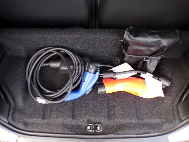 シーポッド Ｇ　トヨタセーフティセンス　ナビＴＶ　バックカメラ付き　プライバシーガラス　横滑り防止付き　オートライト　ＬＥＤヘッドライト　シートヒーター　電動格納ドアミラー　ウィンカーミラー　パーキングセンサー　プッシュスタート（27枚目）