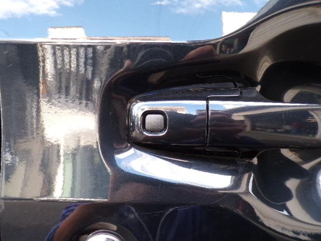 スペーシアベース ＧＦ　アイドリングストップ　キーレスプッシュスタート　デュアルカメラブレーキサポート　横滑り防止付き　ＬＥＤヘッドライト　ＬＥＤフォグランプ　オートライト　オートハイビーム　シートヒーター　パーキングセンサー　電動格納ドアミラー　プライバシーガラス（18枚目）