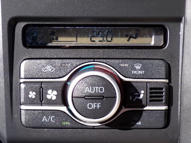 タフト Ｘスカイトップフィール　ディスプレイオーディオ　バックカメラ　ＣＤステレオ　アイドリングストップ　オートライト　オートハイビーム　ＬＥＤヘッドライト　プライバシーガラス　パーキングセンサー　電動格納ドアミラー　ステアリングスイッチ　プッシュスタート（13枚目）