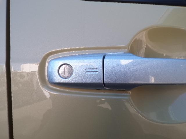 タフト Ｘスカイトップフィール　ディスプレイオーディオ　バックカメラ　ＣＤステレオ　アイドリングストップ　オートライト　オートハイビーム　ＬＥＤヘッドライト　プライバシーガラス　パーキングセンサー　電動格納ドアミラー　ステアリングスイッチ　プッシュスタート（22枚目）