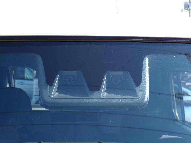 タフト Ｘスカイトップフィール　ディスプレイオーディオ　バックカメラ　ＣＤステレオ　アイドリングストップ　オートライト　オートハイビーム　ＬＥＤヘッドライト　プライバシーガラス　パーキングセンサー　電動格納ドアミラー　ステアリングスイッチ　プッシュスタート（29枚目）