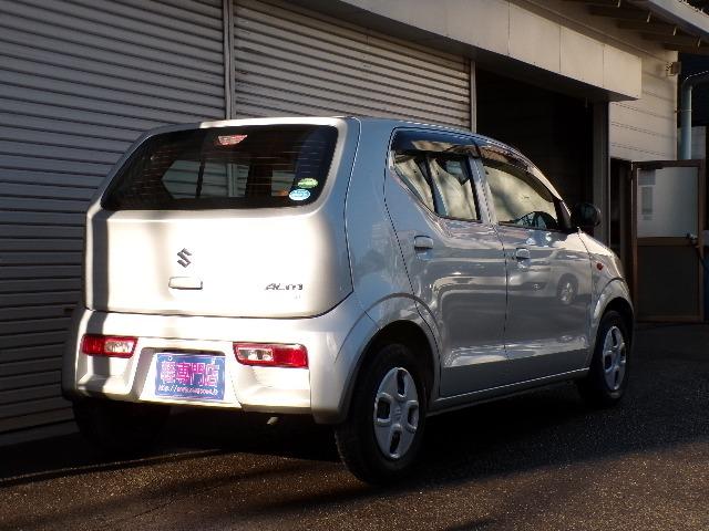アルト Ｌ　エネチャージ搭載車　アイドリングストップ　ＣＤステレオ　シートヒーター　横滑り防止付き　キーレスエントリー　ＣＶＴ（5枚目）