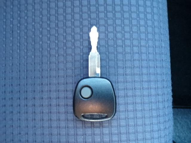 アルト Ｌ　エネチャージ搭載車　アイドリングストップ　ＣＤステレオ　シートヒーター　横滑り防止付き　キーレスエントリー　ＣＶＴ（12枚目）