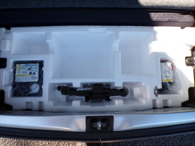 アルト Ｌ　エネチャージ搭載車　アイドリングストップ　ＣＤステレオ　シートヒーター　横滑り防止付き　キーレスエントリー　ＣＶＴ（23枚目）