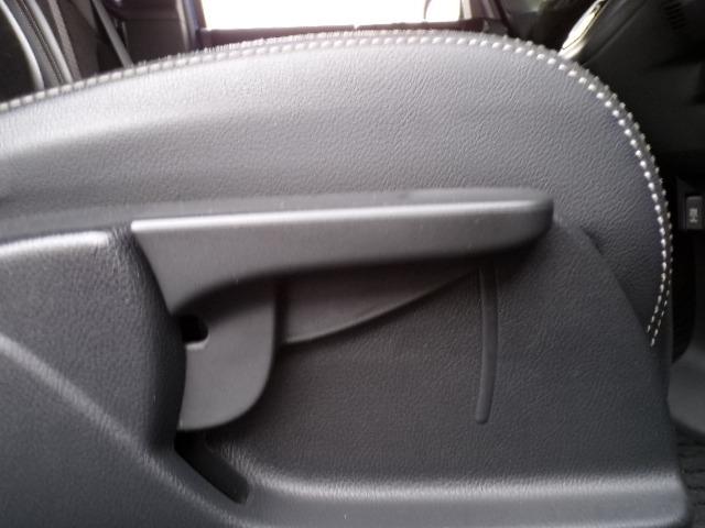 Ｎ－ＢＯＸカスタム Ｇ・ＥＸターボホンダセンシング　８型ナビＴＶ　ＤＶＤ　ＣＤ　Ｂｌｕｅｔｏｏｔｈ　バックカメラ　両側パワースライドドア　アイドリングストップ　ＬＥＤヘッドライトフォグ　クルーズコントロール　ＥＴＣ　横滑り防止付き　ハーフレザーシート　純正１５インチアルミホイール（11枚目）