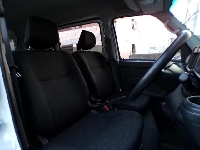 ハイゼットカーゴ クルーズ　ナビＴＶ　ＤＶＤ　ＣＤ　Ｂｌｕｅｔｏｏｔｈ　バックカメラ　アイドリングストップ　プライバシーガラス　電動格納ドアミラー　キーレスエントリー　マニュアル車（22枚目）