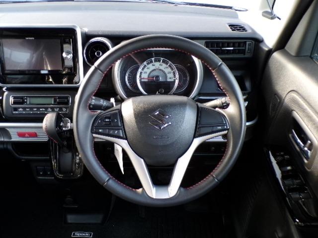 スペーシアカスタム ハイブリッドＸＳ　４ＷＤ　ナビＴＶ　ＤＶＤ　ＣＤ　Ｂｔ　両側パワースライドドア　デュアルセンサーブレーキ　横滑り防止付き　パーキングセンサー　ＣＶＴ　アイドリングストップ　ＬＥＤヘッドライト　フォグランプ　ハーフレザーシート　オートライト　オートハイビーム（7枚目）