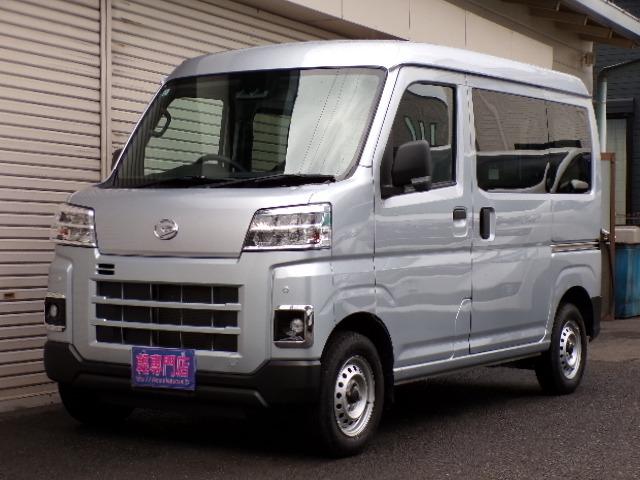 ハイゼットカーゴ ＤＸ　４ＷＤ　スマートアシストブレーキ　横滑り防止付き　ＣＶＴ　アイドリングストップ　ＬＥＤヘッドライト・フォグ　オートライト　オートハイビーム　プライバシーガラス　電動格納ドアミラー　パーキングセンサー　リアヒーターダクト　キーレスエントリー（4枚目）