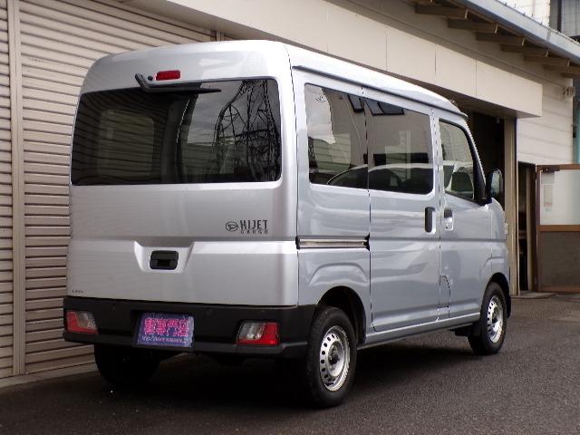 ハイゼットカーゴ ＤＸ　４ＷＤ　スマートアシストブレーキ　横滑り防止付き　ＣＶＴ　アイドリングストップ　ＬＥＤヘッドライト・フォグ　オートライト　オートハイビーム　プライバシーガラス　電動格納ドアミラー　パーキングセンサー　リアヒーターダクト　キーレスエントリー（5枚目）