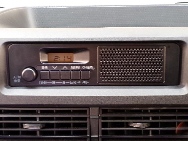 ハイゼットカーゴ ＤＸ　４ＷＤ　スマートアシストブレーキ　横滑り防止付き　ＣＶＴ　アイドリングストップ　ＬＥＤヘッドライト・フォグ　オートライト　オートハイビーム　プライバシーガラス　電動格納ドアミラー　パーキングセンサー　リアヒーターダクト　キーレスエントリー（8枚目）