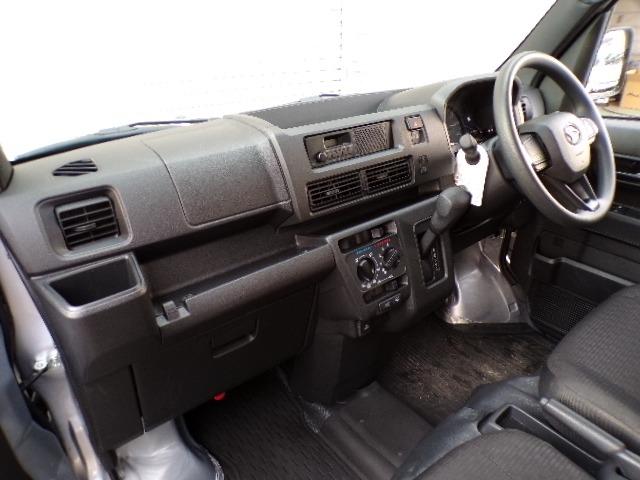ハイゼットカーゴ ＤＸ　４ＷＤ　スマートアシストブレーキ　横滑り防止付き　ＣＶＴ　アイドリングストップ　ＬＥＤヘッドライト・フォグ　オートライト　オートハイビーム　プライバシーガラス　電動格納ドアミラー　パーキングセンサー　リアヒーターダクト　キーレスエントリー（15枚目）