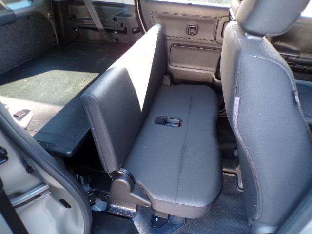 スペーシアベース ＧＦ　４ＷＤ　アイドリングストップ　ＣＶＴ　デュアルカメラブレーキサポート　パーキングセンサー　ＣＤステレオ　Ｂｌｕｅｔｏｏｔｈ　オートライト　オートハイビーム　ＬＥＤヘッドライト・フォグ　シートヒーター　電動格納ドアミラー　プッシュスタート（31枚目）