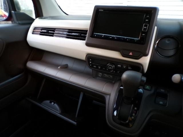 Ｎ－ＷＧＮ Ｌホンダセンシング　４ＷＤ　ギャザズナビＴＶ　ＤＶＤ　ＣＤ　Ｂｌｕｅｔｏｏｔｈ　バックカメラ　アイドリングストップ　横滑り防止付き　ＥＴＣ　プライバシーガラス　クルーズコントロール　シートヒーター　パーキングセンサー　１４インチアルミホイール　電動パーキング（29枚目）