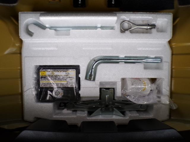 ハスラー ハイブリッドＧターボ　４ＷＤ　ナビＴＶ　ＤＶＤ　ＣＤ　Ｂｔ　デュアルカメラブレーキサポート　アイドリングストップ　クルーズコントロール　シートヒーター　横滑り防止付き　　オートハイビーム　ヒルディセントコントロール　グリップコントロール　パーキングセンサー（39枚目）