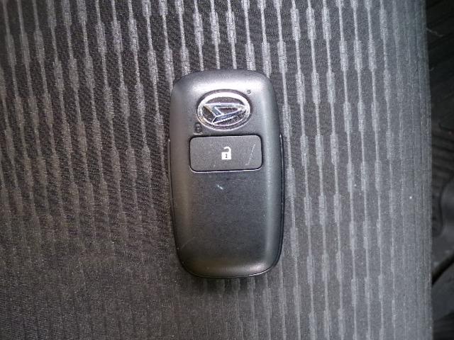 ハイゼットカーゴ クルーズ 4WD ナビTV DVD CD Bluetooth スマートアシスト CVT アイドリングストップ LEDヘッドライト オートライト オートハイビーム 横滑り防止付き プライバシーガラス 電動格納ドアミラー パーキングセンサー プッシュスタート(17枚目)