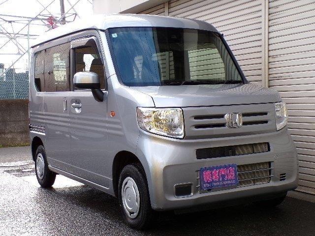 Ｎ－ＶＡＮ Ｌ　４ＷＤ　ホンダセンシング　クルーズコントロール　ＣＶＴ　横滑り防止付き　オートライト　オートハイビーム　プライバシーガラス　電動格納式ドアミラー　ＥＣＯＮ　キーレスエントリー　ダイブダウン機構付き助手席　リアシート　ステアリングスイッチ（2枚目）