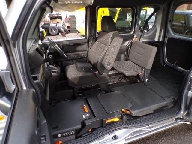 Ｎ－ＶＡＮ Ｌ　４ＷＤ　ホンダセンシング　クルーズコントロール　ＣＶＴ　横滑り防止付き　オートライト　オートハイビーム　プライバシーガラス　電動格納式ドアミラー　ＥＣＯＮ　キーレスエントリー　ダイブダウン機構付き助手席　リアシート　ステアリングスイッチ（28枚目）