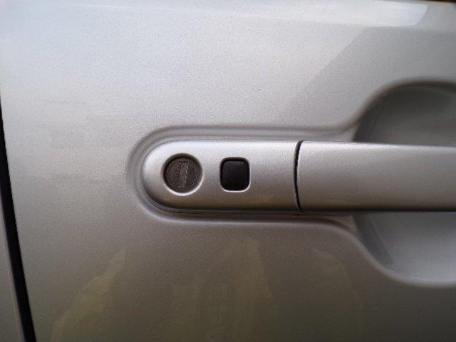 ソリオ ハイブリッドＭＺ　両側パワースライドドア　デュアルカメラブレーキサポート　アイドリングストップ　ＣＤステレオ　横滑り防止付き　クルーズコントロール　オートライト　オートハイビーム　ＬＥＤヘッドライトフォグ　シートヒーター　１４アルミホイール（22枚目）