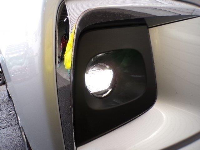 ソリオ ハイブリッドＭＺ　両側パワースライドドア　デュアルカメラブレーキサポート　アイドリングストップ　ＣＤステレオ　横滑り防止付き　クルーズコントロール　オートライト　オートハイビーム　ＬＥＤヘッドライトフォグ　シートヒーター　１４アルミホイール（29枚目）