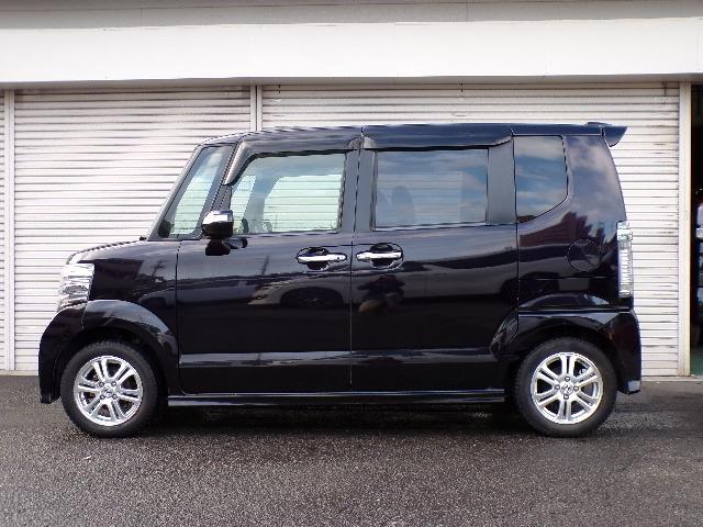 N-BOXカスタム G・Lパッケージ パワースライドドア ギャザズCDステレオ CVT ディスチャージヘッドライト ウィンカーミラー アイドリングストップ ETC 横滑り防止付き オートライト プライバシーガラス 電動格納式ドアミラー ステアリングスイッチ プッシュスタート(37枚目)