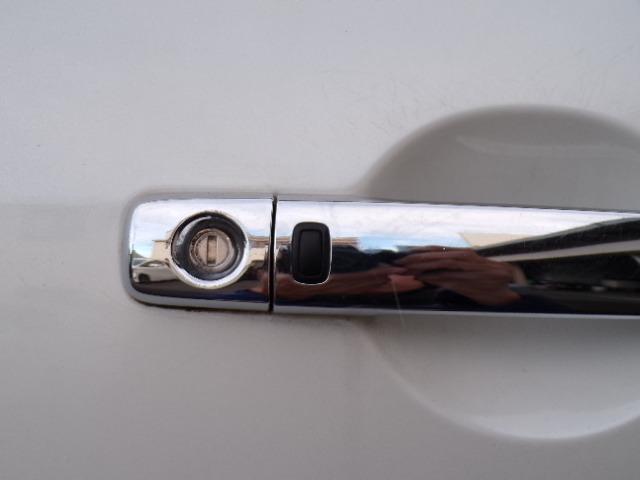 セレナ ハイウェイスター Sハイブリッド 8型ナビTV DVD CD Bluetooth バックカメラ 両側パワースライドドア アイドリングストップ 横滑り防止付き クルーズコントロール オートライト オートハイビーム LEDヘッドライト フォグ 車線逸脱警報装置(24枚目)