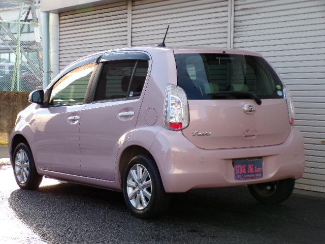 パッソ プラスハナ Gパッケージ アイドリングストップ CVT フォグランプ ETC プライバシーガラス 横滑り防止付き 電動格納式ドアミラー キーレススタート 純正14インチアルミホイール(6枚目)