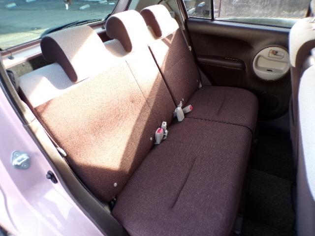 パッソ プラスハナ Gパッケージ アイドリングストップ CVT フォグランプ ETC プライバシーガラス 横滑り防止付き 電動格納式ドアミラー キーレススタート 純正14インチアルミホイール(25枚目)