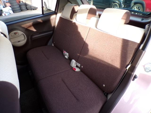 パッソ プラスハナ Gパッケージ アイドリングストップ CVT フォグランプ ETC プライバシーガラス 横滑り防止付き 電動格納式ドアミラー キーレススタート 純正14インチアルミホイール(26枚目)