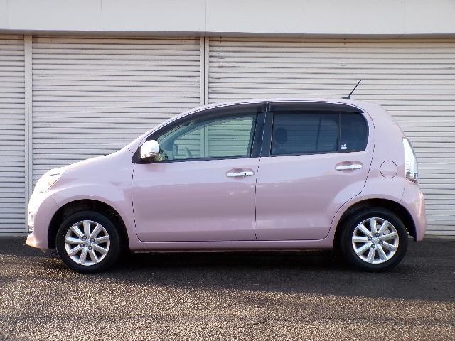 パッソ プラスハナ Gパッケージ アイドリングストップ CVT フォグランプ ETC プライバシーガラス 横滑り防止付き 電動格納式ドアミラー キーレススタート 純正14インチアルミホイール(32枚目)