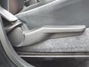 ベースグレード　ナビＴＶ　ＤＶＤ　ＣＤ　Ｂｌｕｅｔｏｏｔｈ　アイドリングストップ　ターボ　レーダーブレーキサポート　ディスチャージヘッドライト　横滑り防止付　ウィンカーミラー　パドルシフト　ステアリングスイッチ　プッシュスタート　純正１５インチアルミホイール（19枚目）