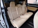 シートは独立型のリクライニングシートとなっています！座り心地の良いシートで長距離ドライブも苦になりません！