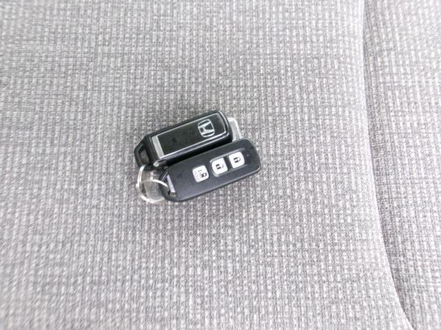 Ｎ－ＢＯＸ Ｇ・ＥＸホンダセンシング　メモリーナビＴＶ　バックカメラ　ＬＥＤヘッドライト　パワースライドドア　オートクルーズコントロール　スマートキー　ＥＴＣ（17枚目）